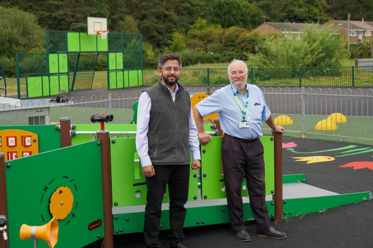 Woodlands Hall Playpark