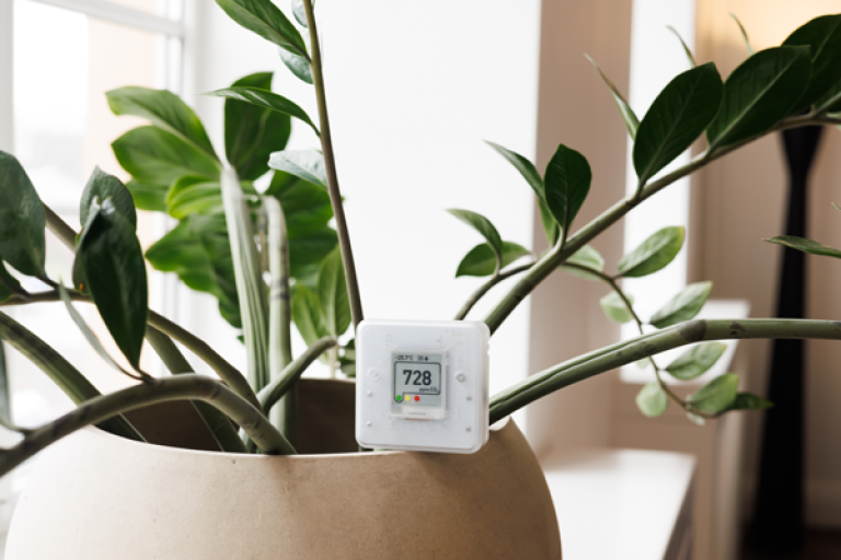 Air quality monitor in home