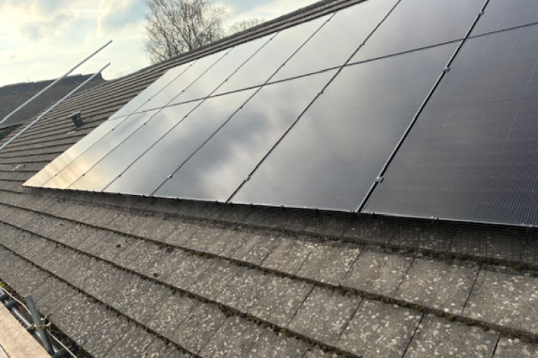 Solar panels on Alton Bowls Club building